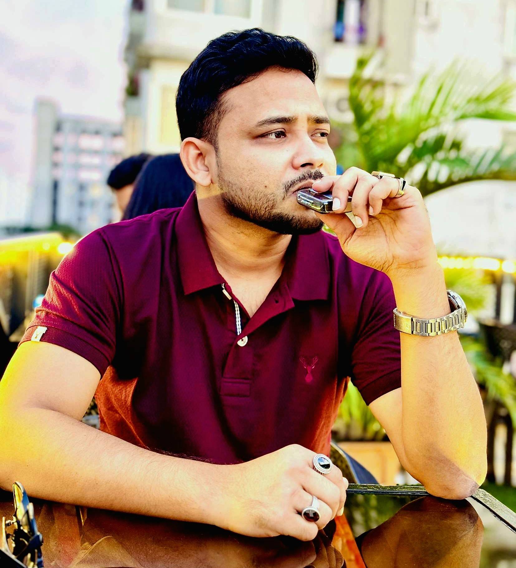 user-avatar